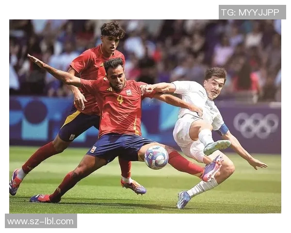 足球明星名人解说精彩瞬间图片集锦与背后故事分享 足球明星名人解说精彩瞬间图片集锦与背后故事分享